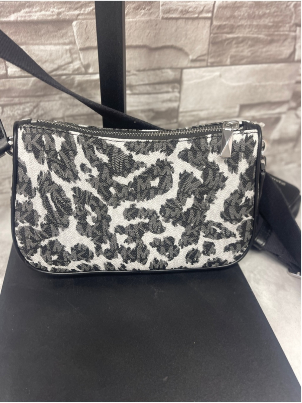 Michael Kors Black & White Leopard Print Crossbody Bag with Wallet - Picture 4 of 12